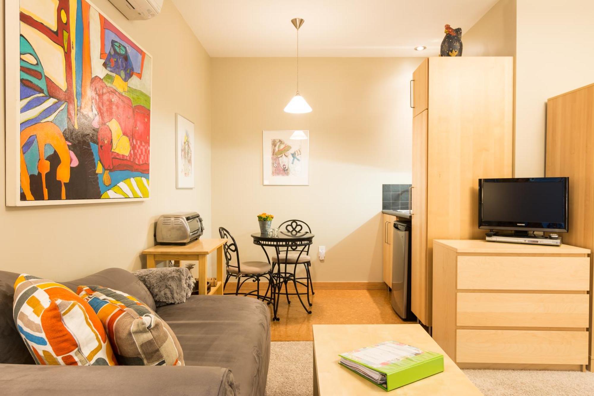 Cormier'S Studio Guest Suites Penticton Eksteriør bilde